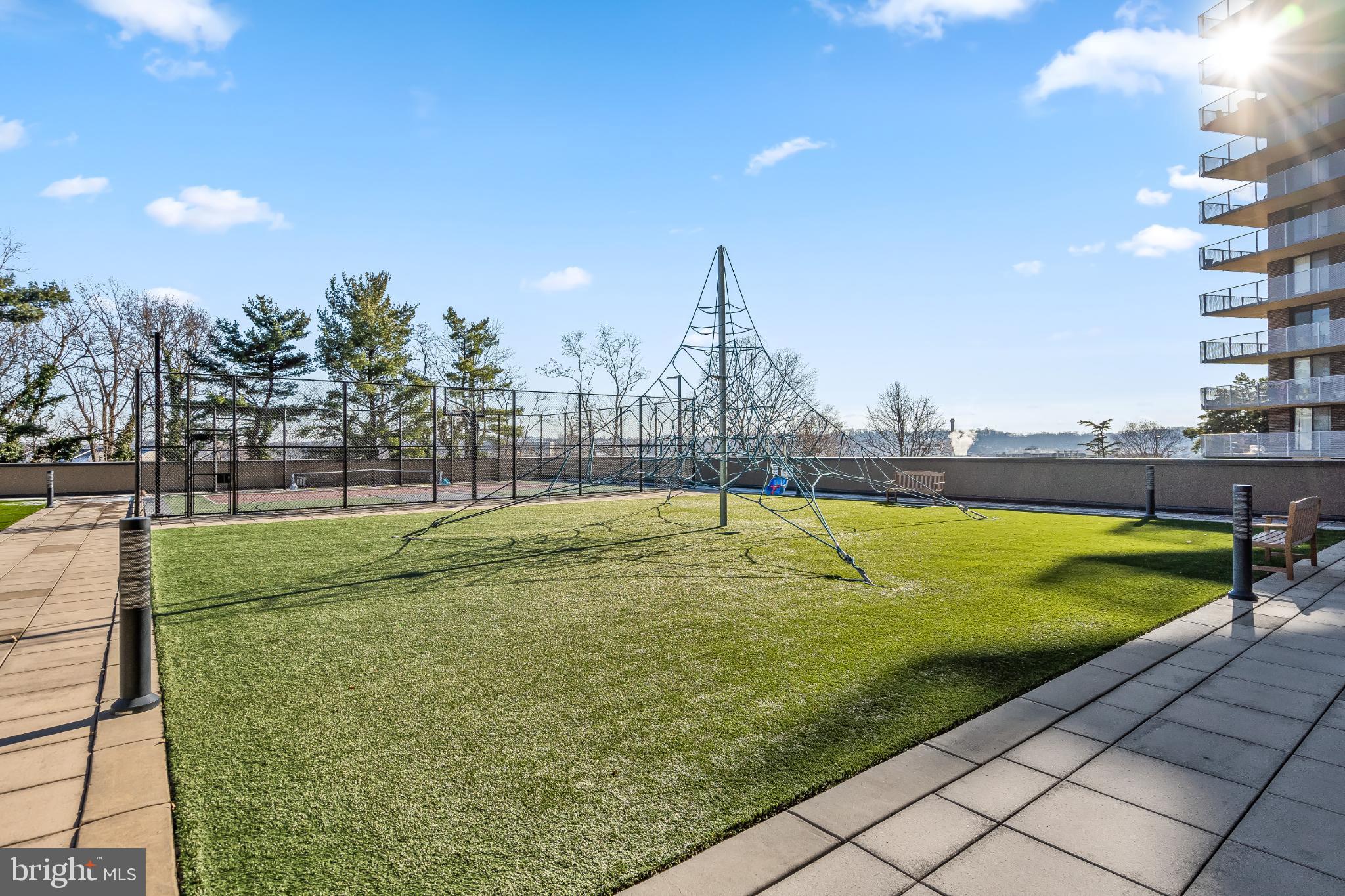 TEMPLETON OF ALEXANDRIA - Residential