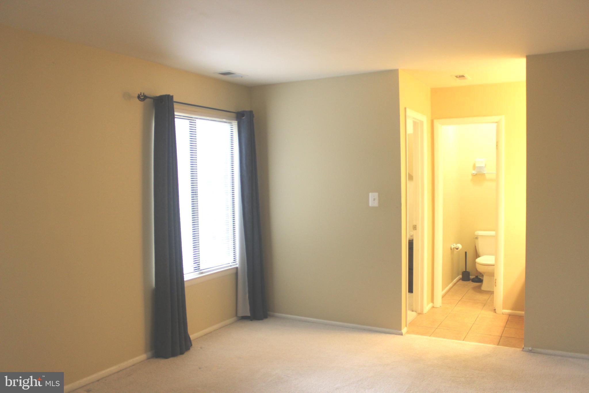 MALLARD COVE CONDOMINIUMS - Residential Lease