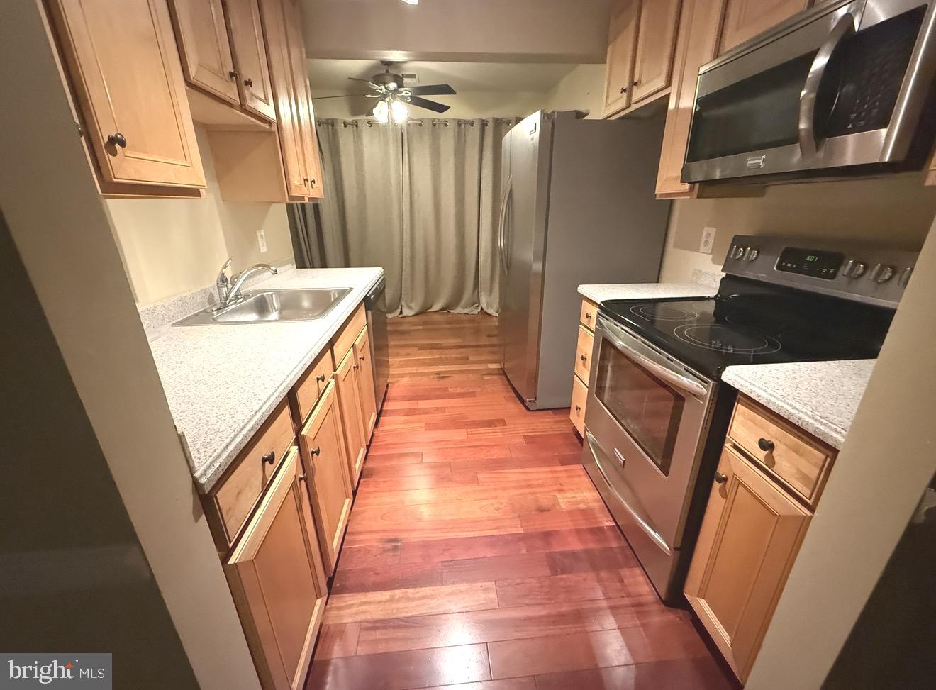 MALLARD COVE CONDOMINIUMS - Residential Lease