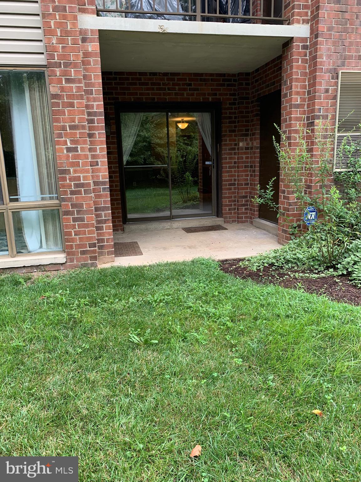 MALLARD COVE CONDOMINIUMS - Residential Lease