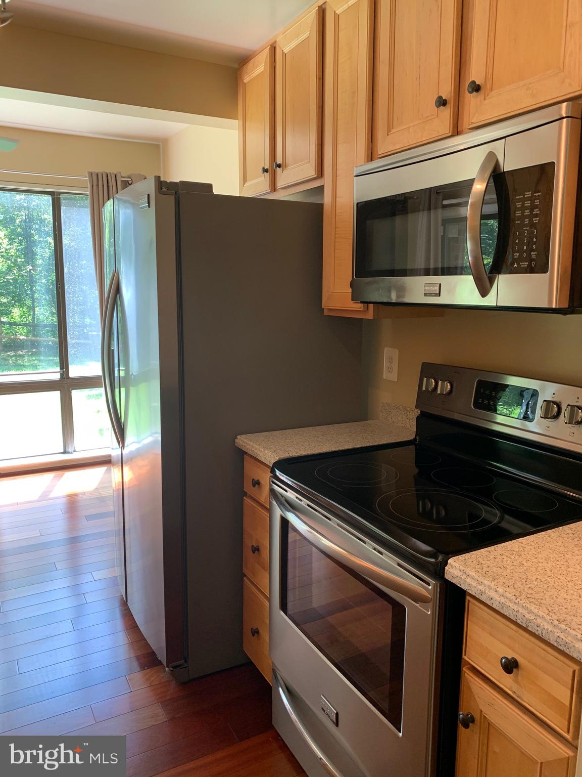 MALLARD COVE CONDOMINIUMS - Residential Lease