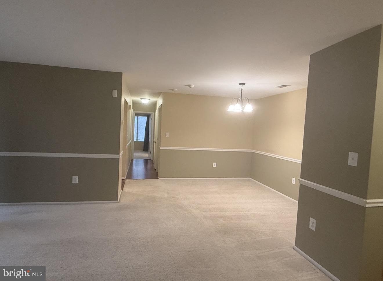 MALLARD COVE CONDOMINIUMS - Residential Lease