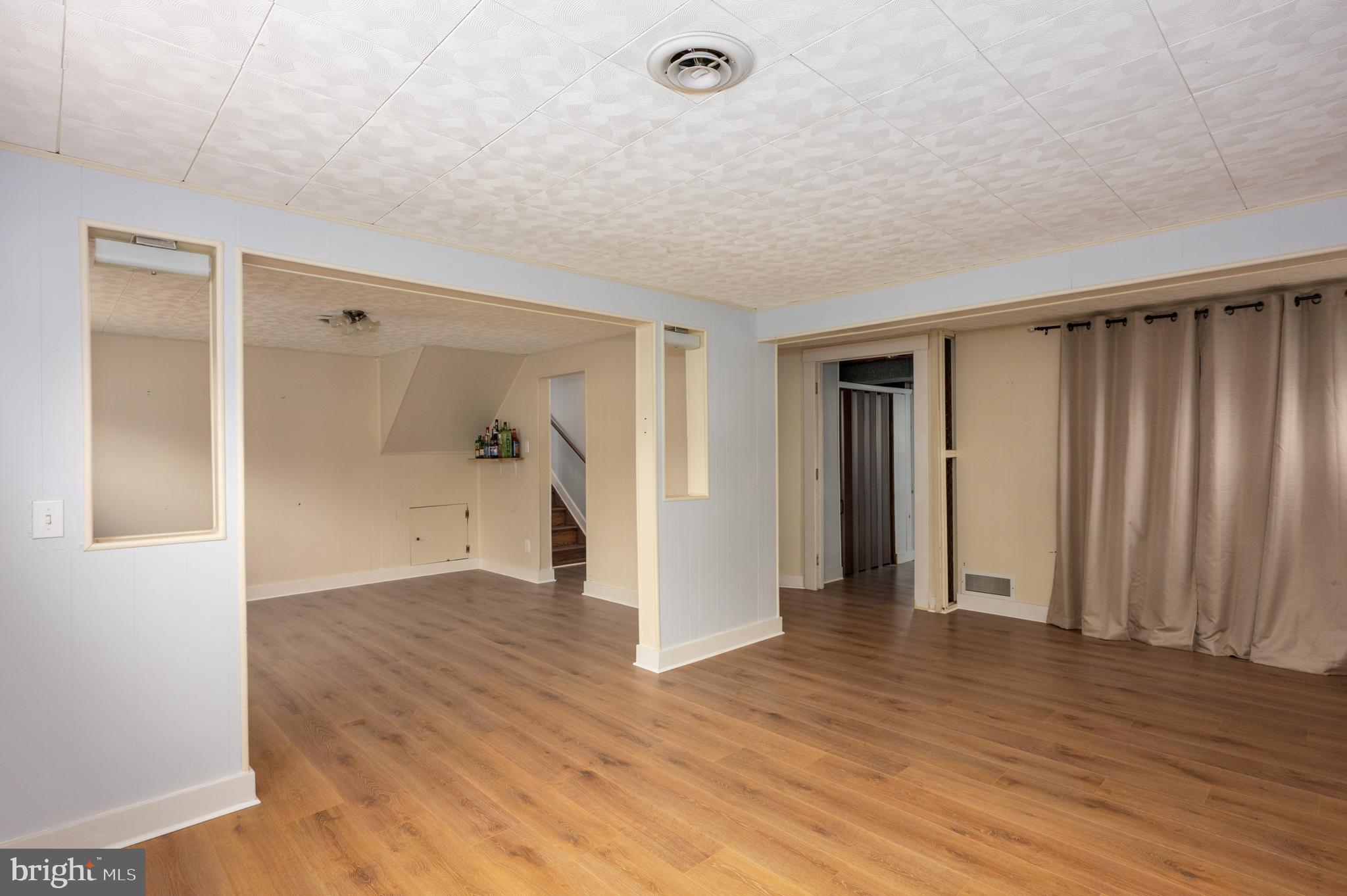 ABERDEEN HILLS - Residential