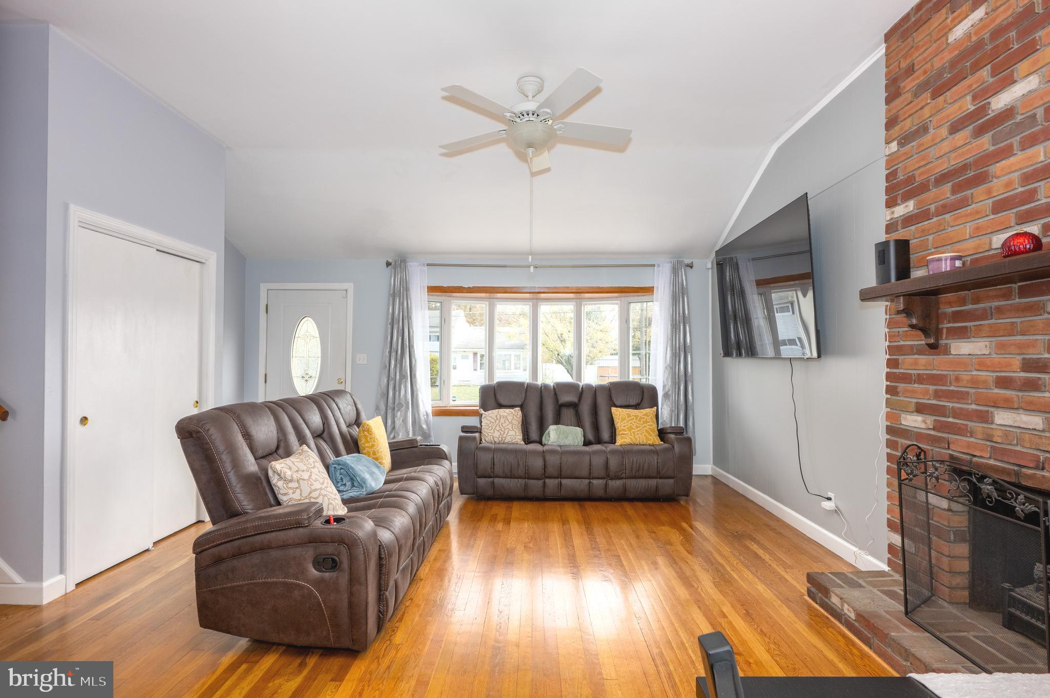 ABERDEEN HILLS - Residential