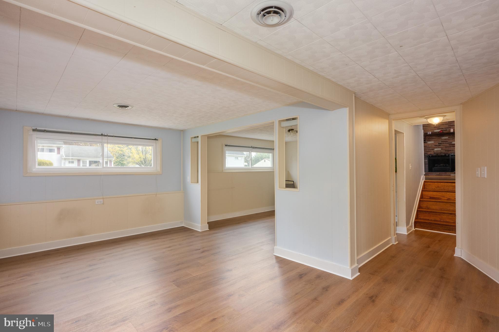 ABERDEEN HILLS - Residential