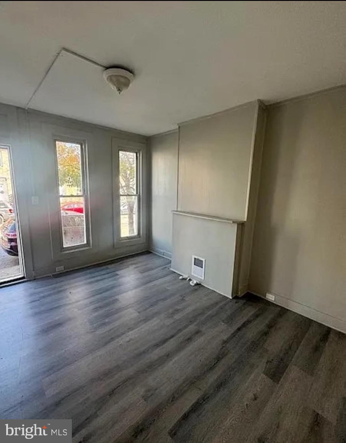 MOUNT CLARE - Residential