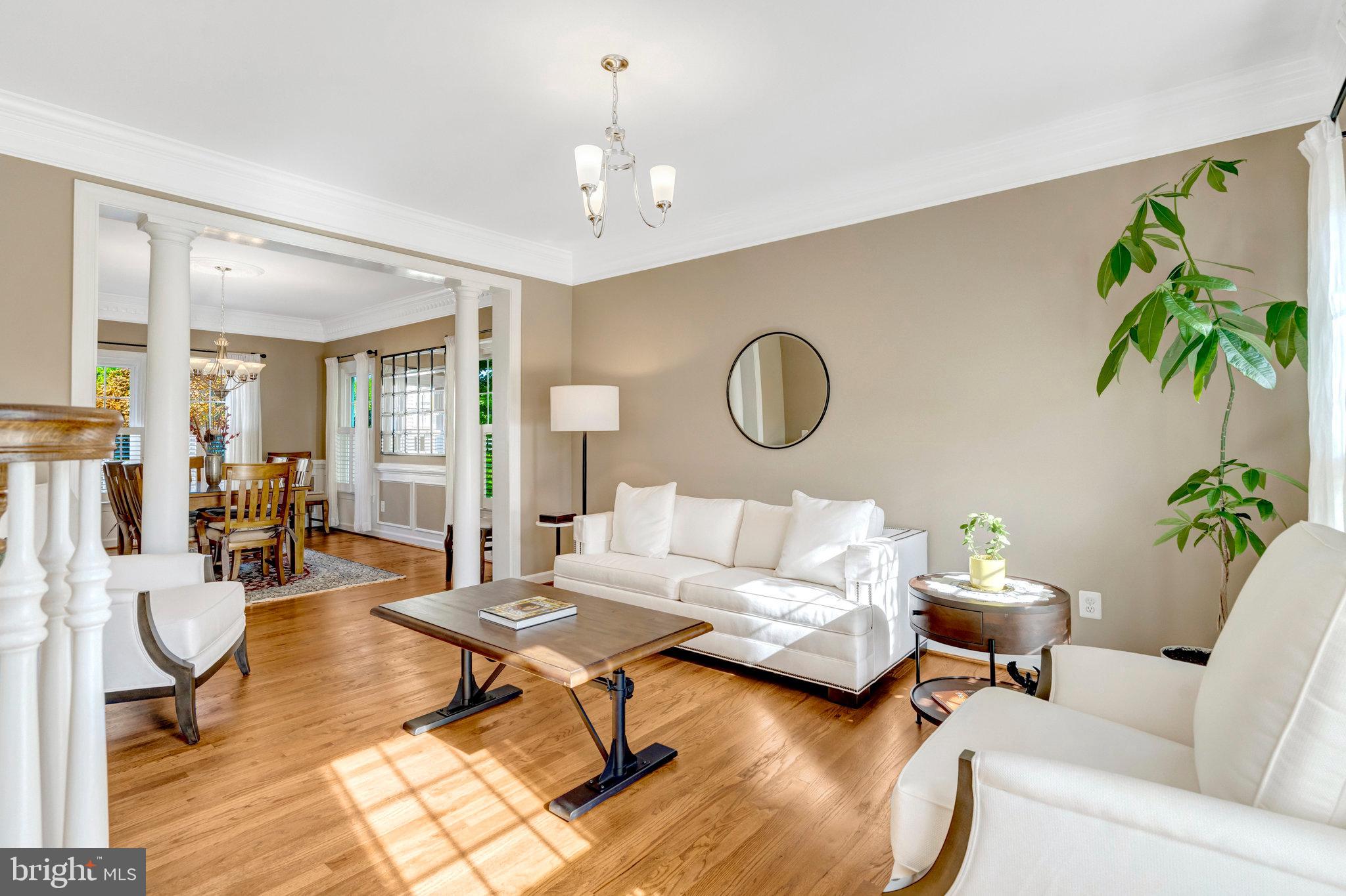 LOWES ISLAND - Residential