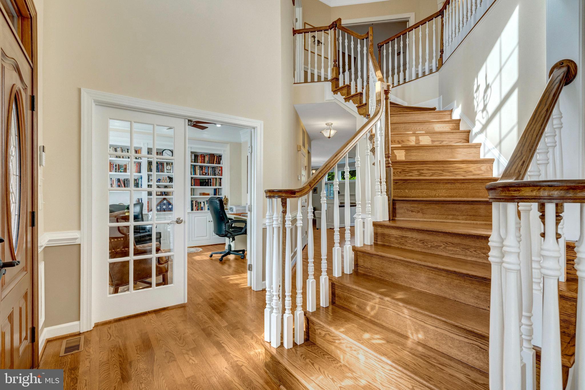 LOWES ISLAND - Residential