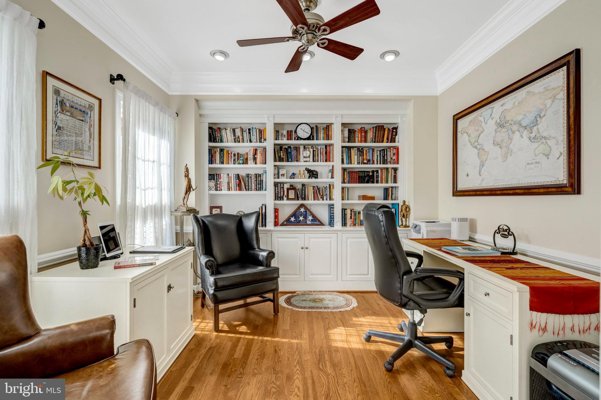 LOWES ISLAND - Residential