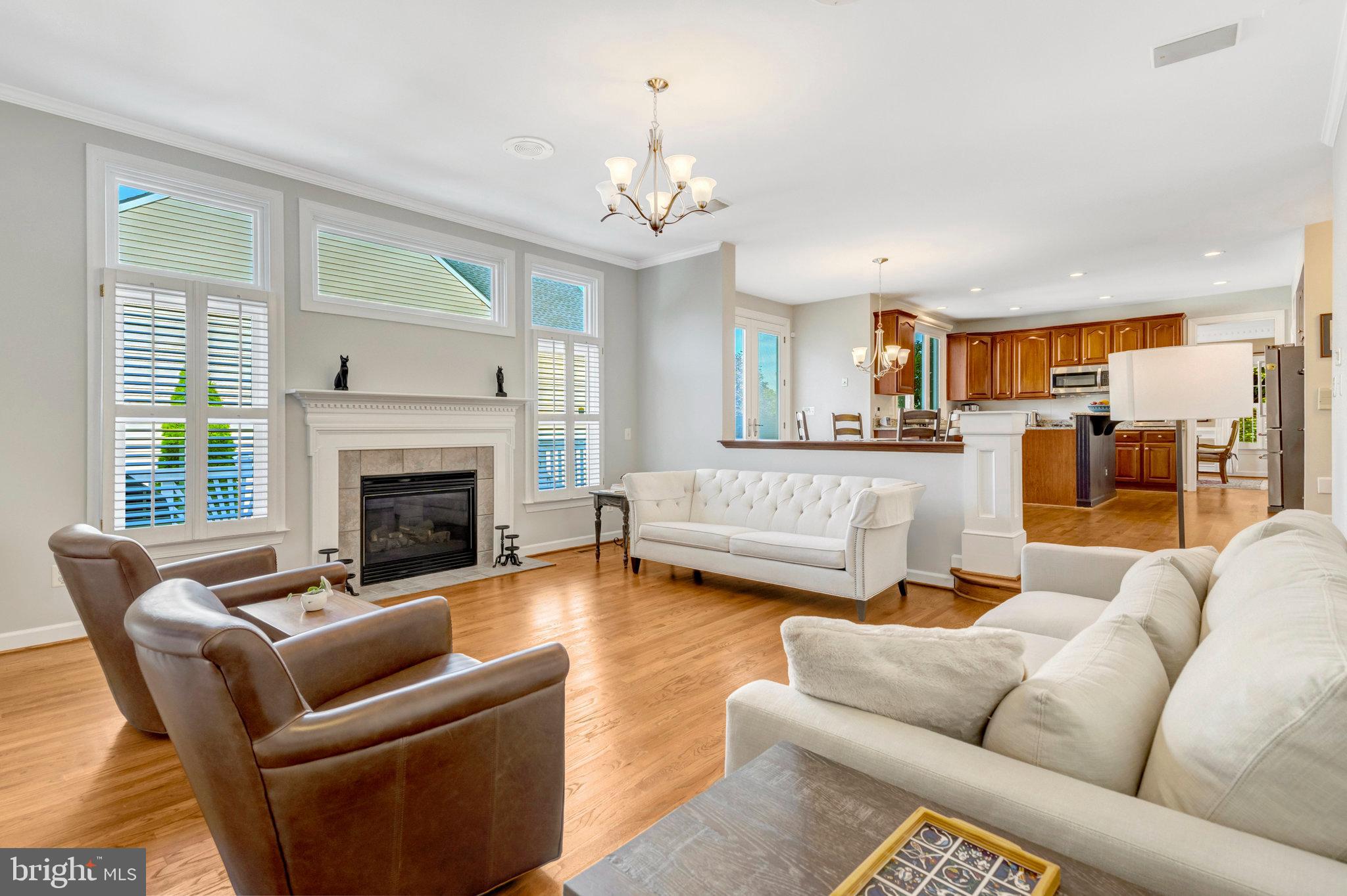 LOWES ISLAND - Residential