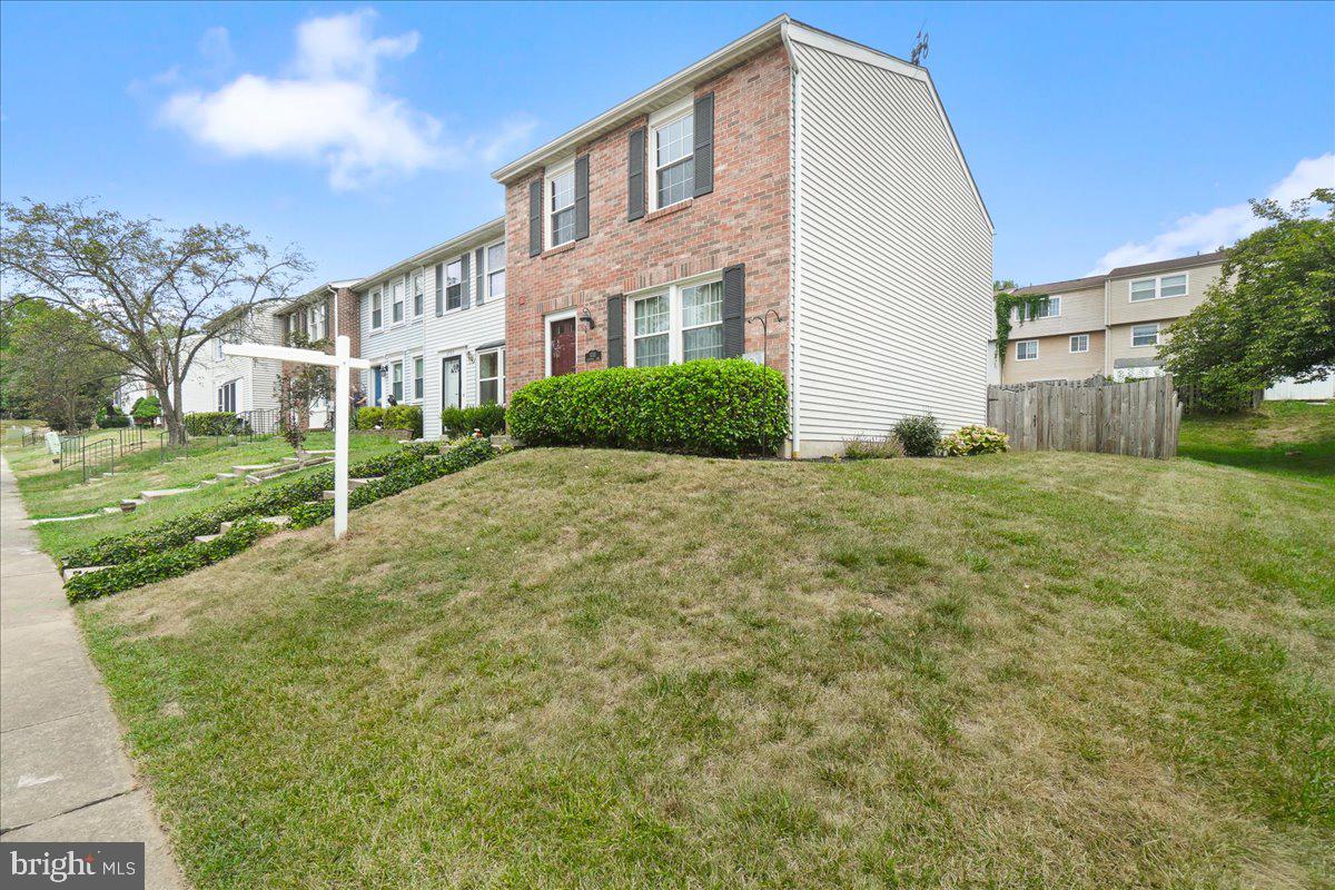 AMBER MEADOWS - Residential