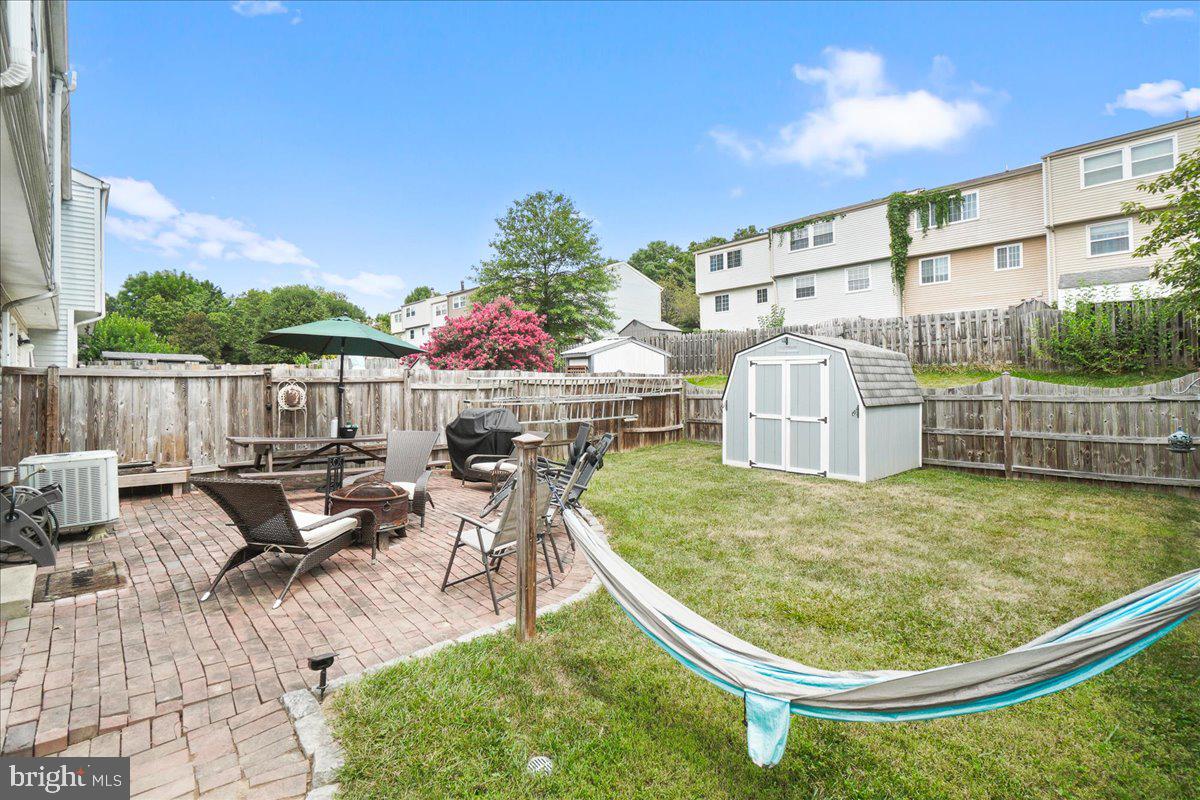 AMBER MEADOWS - Residential