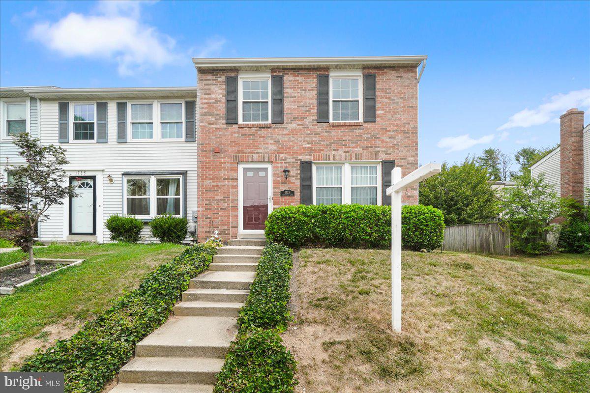 AMBER MEADOWS - Residential