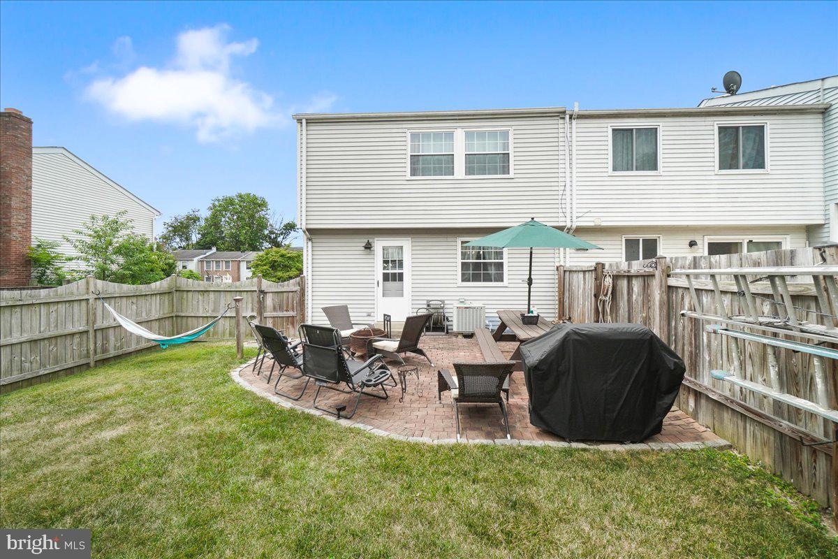 AMBER MEADOWS - Residential