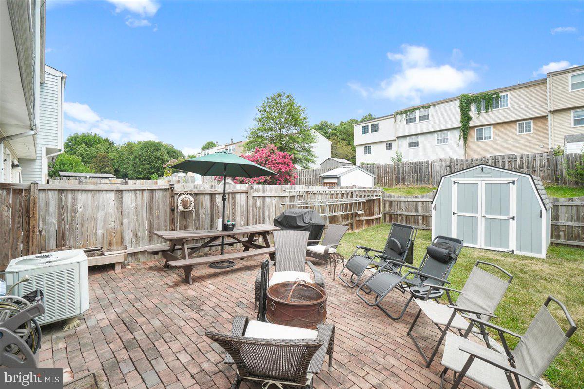 AMBER MEADOWS - Residential