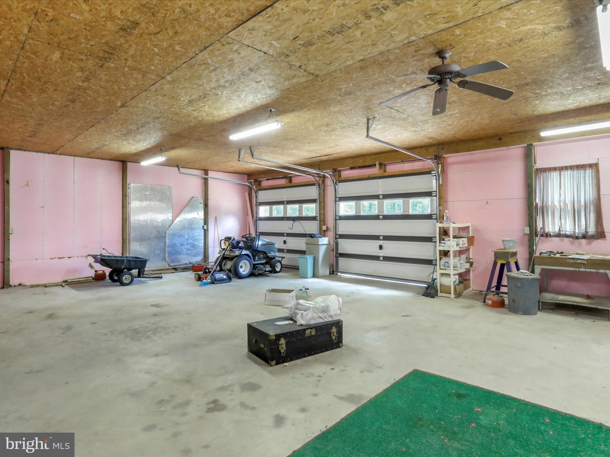 SLEEPY HILL - Residential