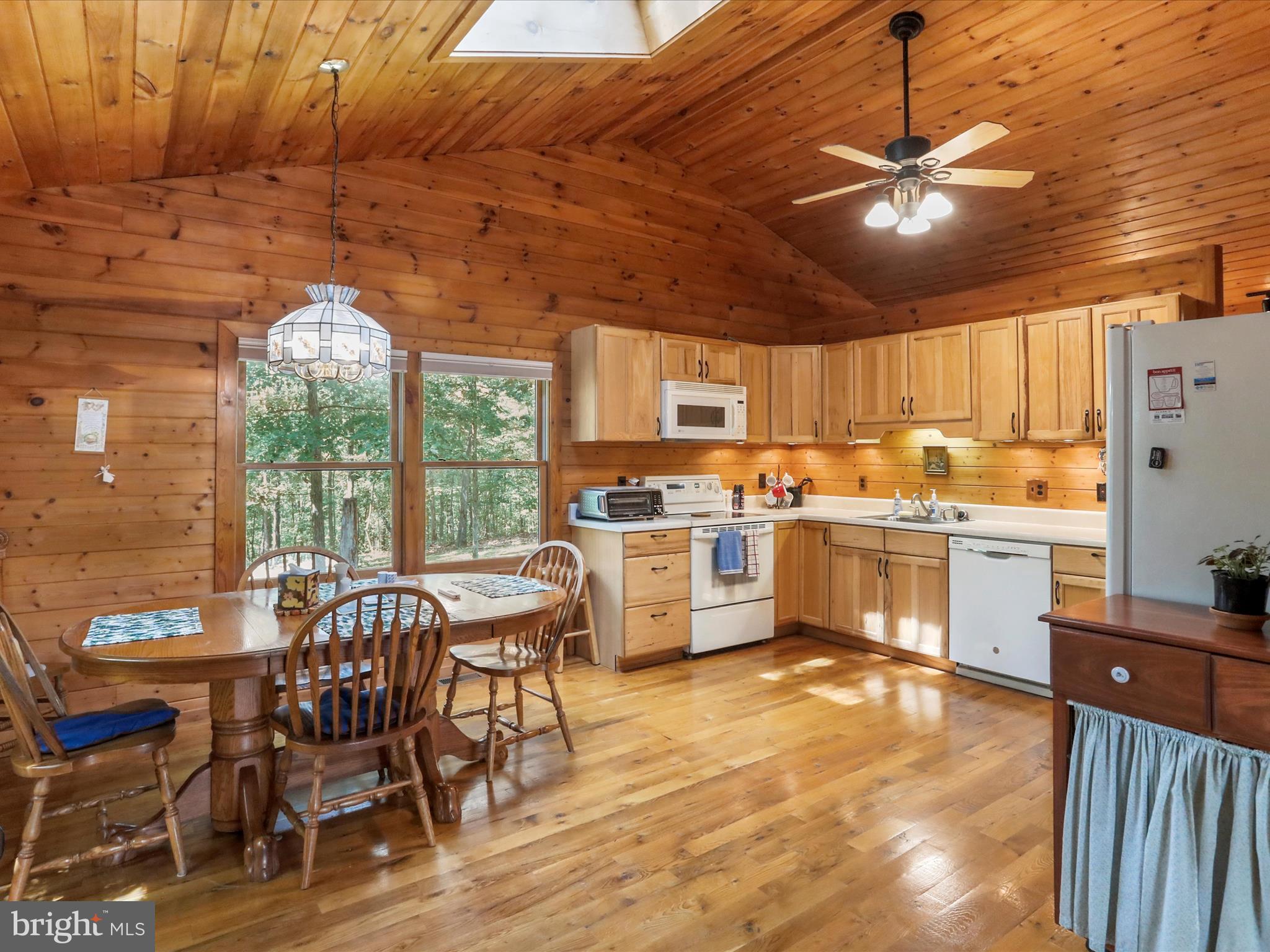 SLEEPY HILL - Residential