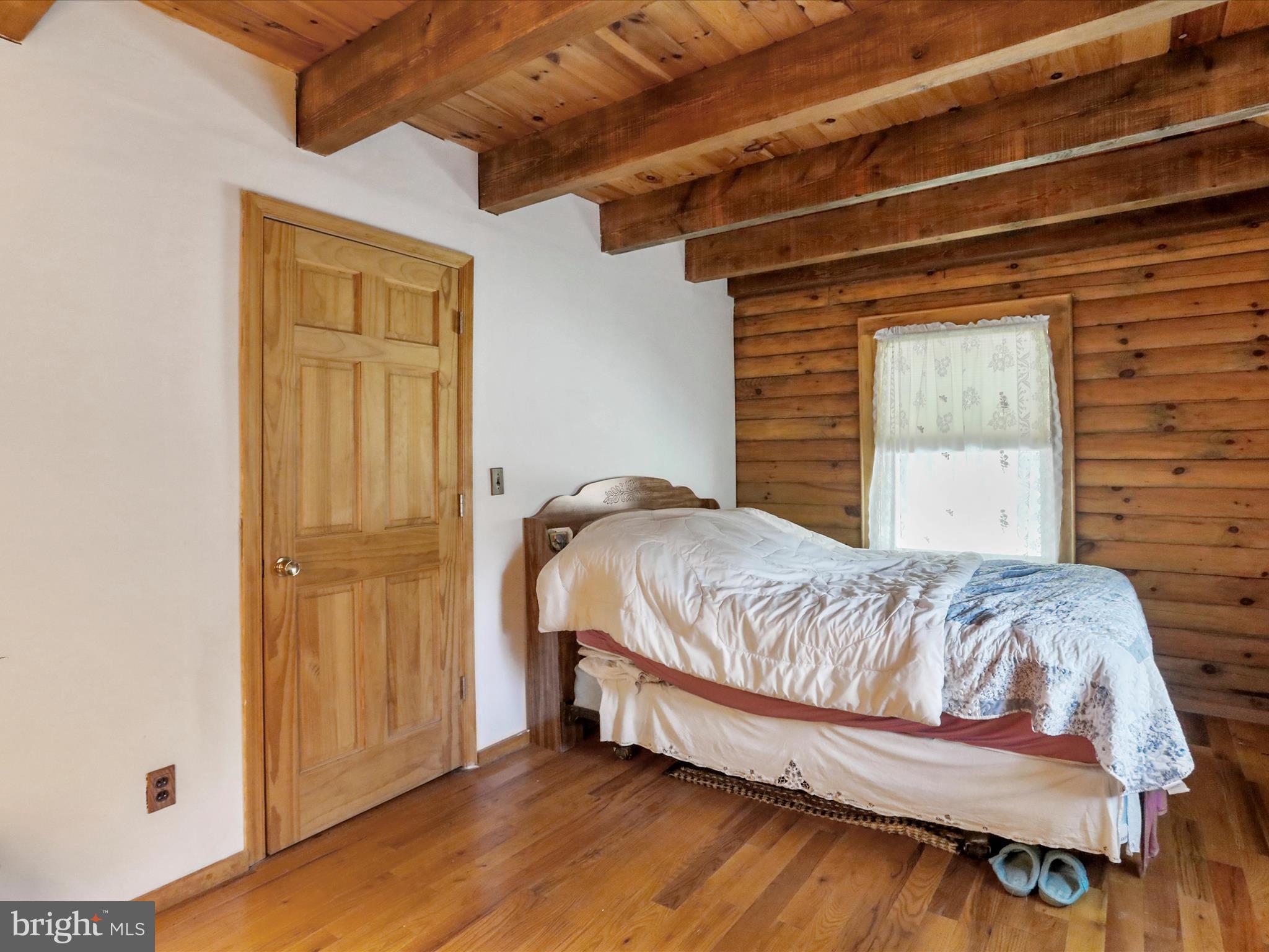 SLEEPY HILL - Residential