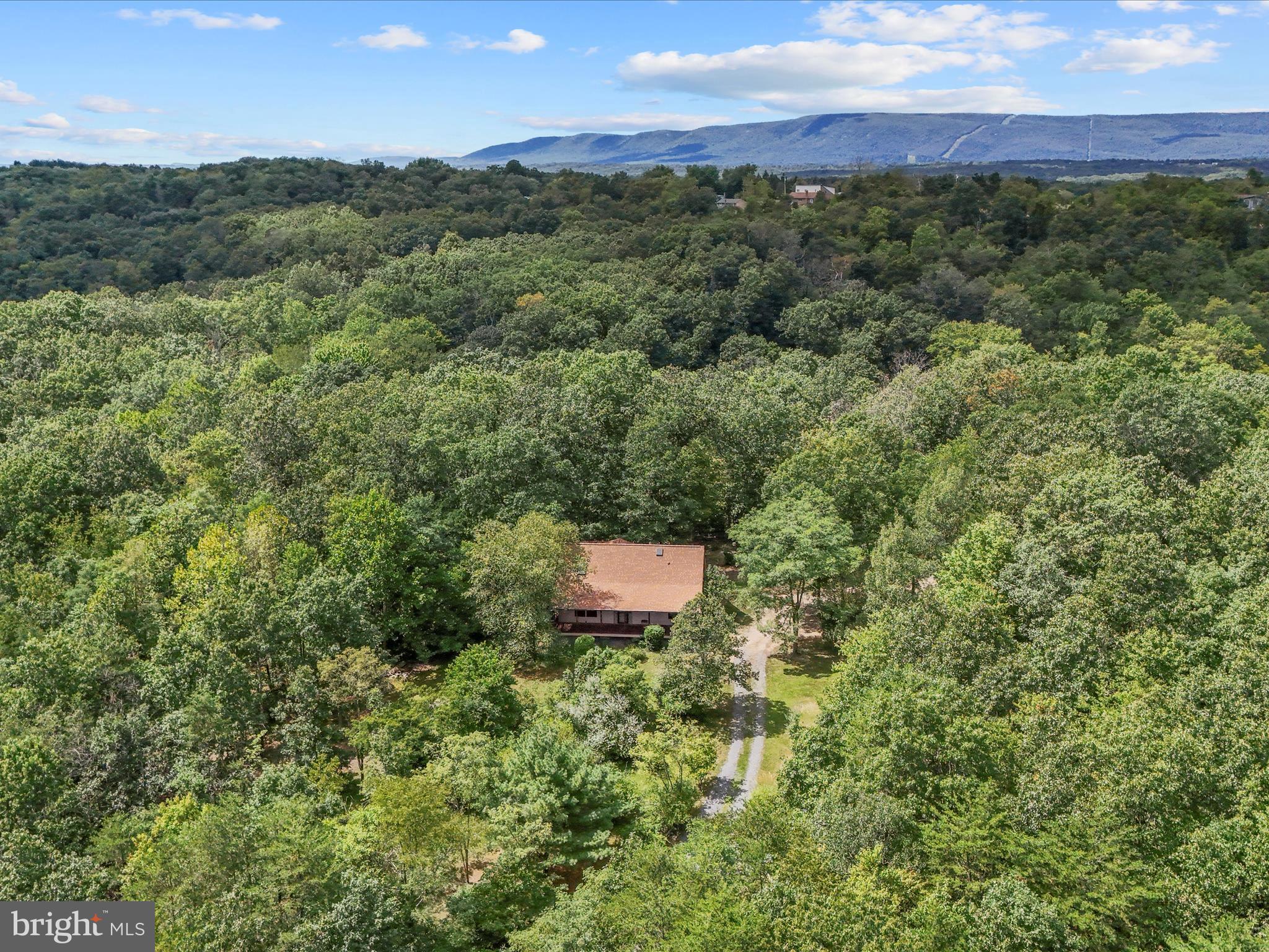 SLEEPY HILL - Residential