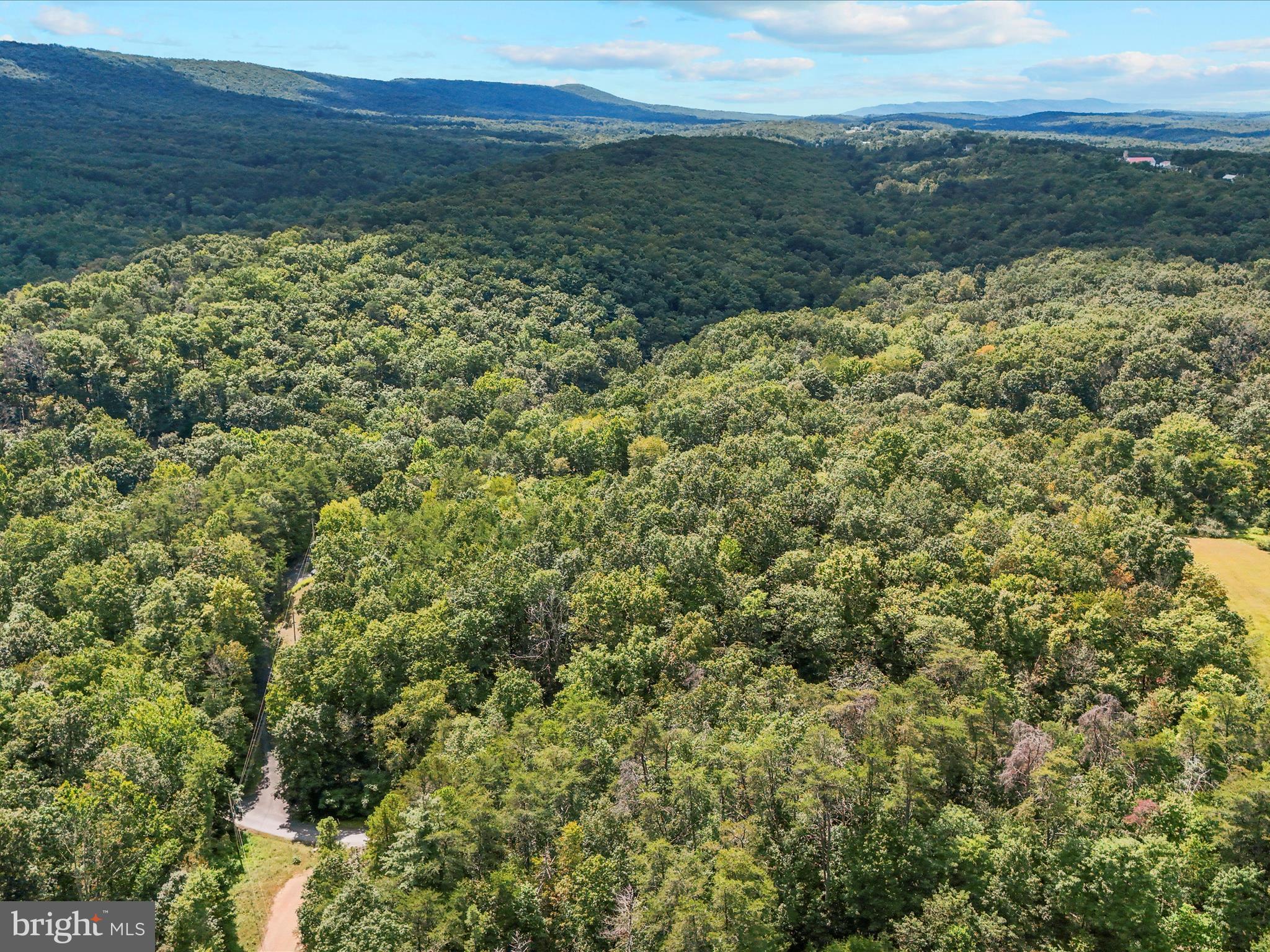 SLEEPY HILL - Residential