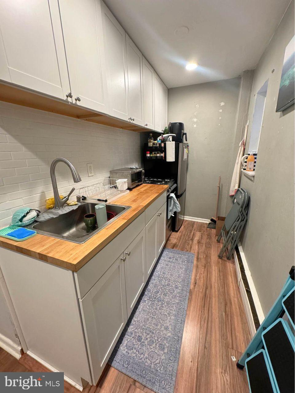 WASHINGTON SQ WEST - Residential Lease