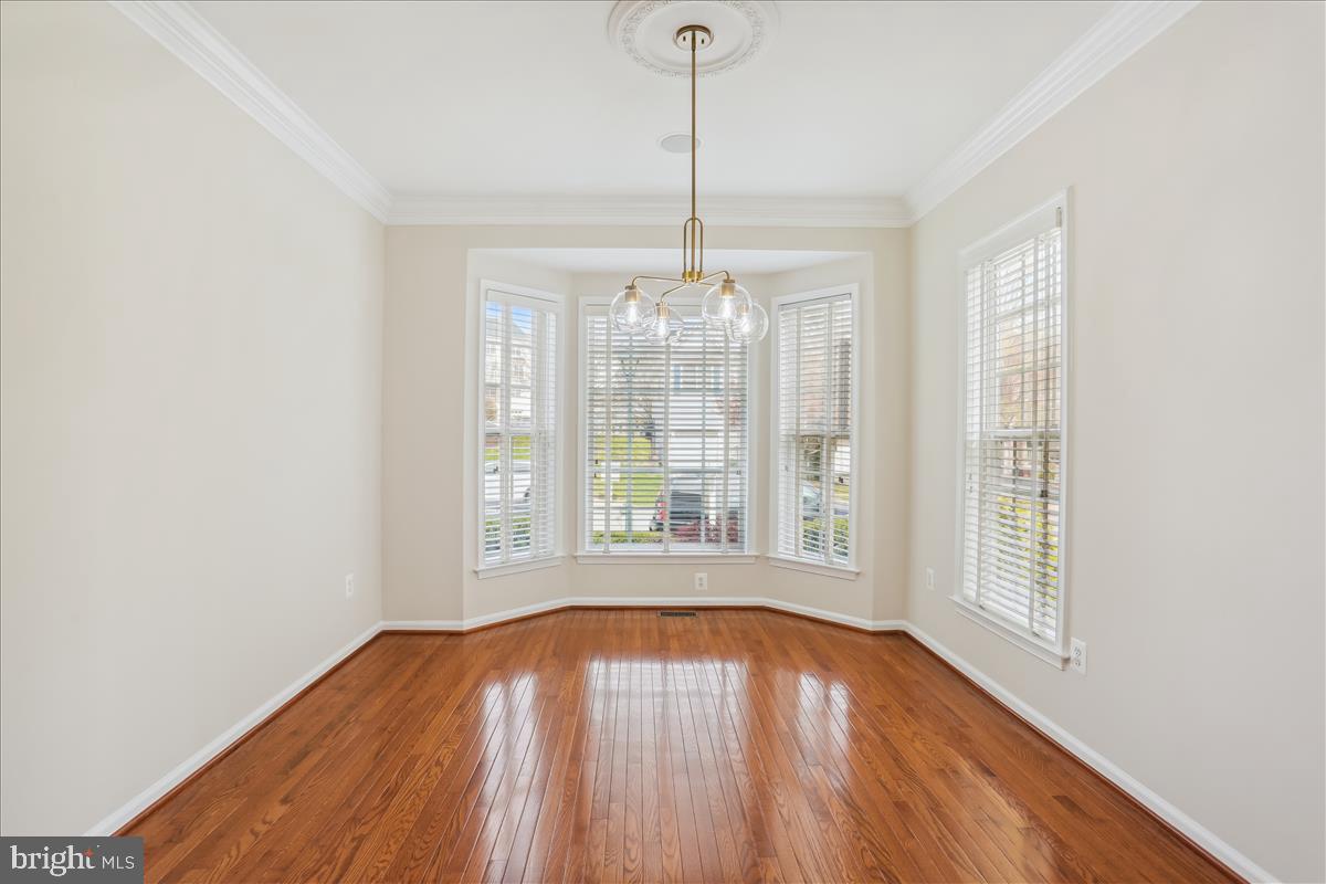 QUINCE ORCHARD PARK - Residential