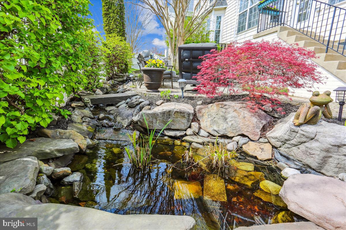 QUINCE ORCHARD PARK - Residential