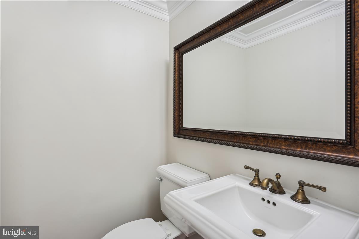 QUINCE ORCHARD PARK - Residential