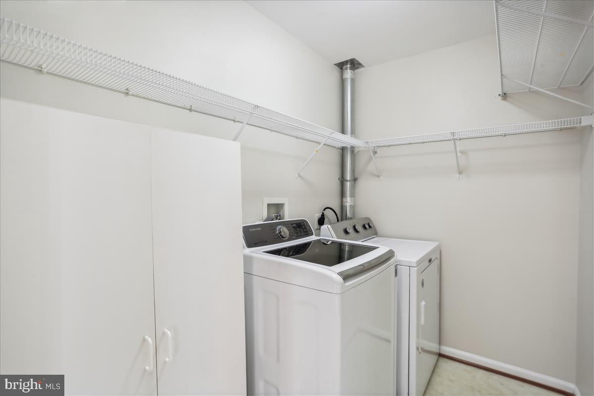 QUINCE ORCHARD PARK - Residential