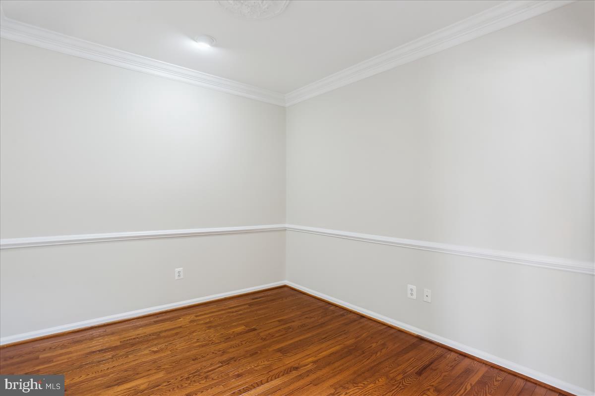 QUINCE ORCHARD PARK - Residential