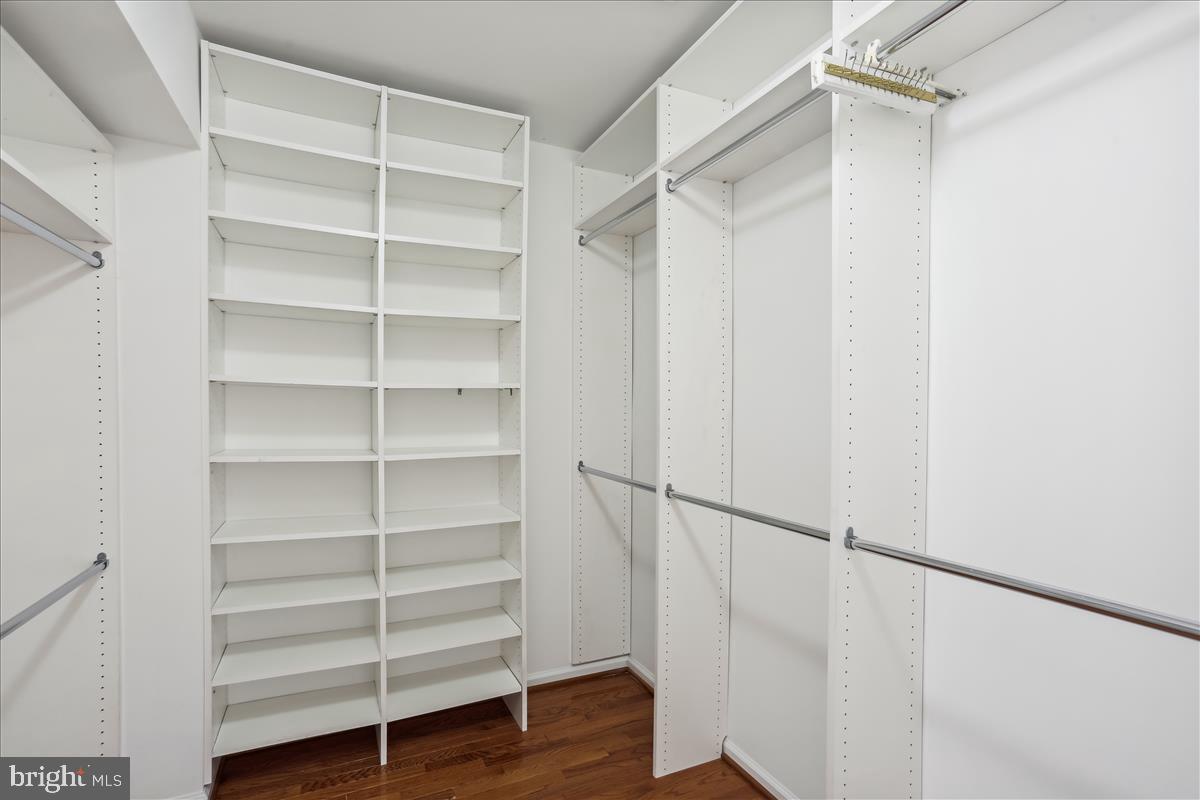 QUINCE ORCHARD PARK - Residential