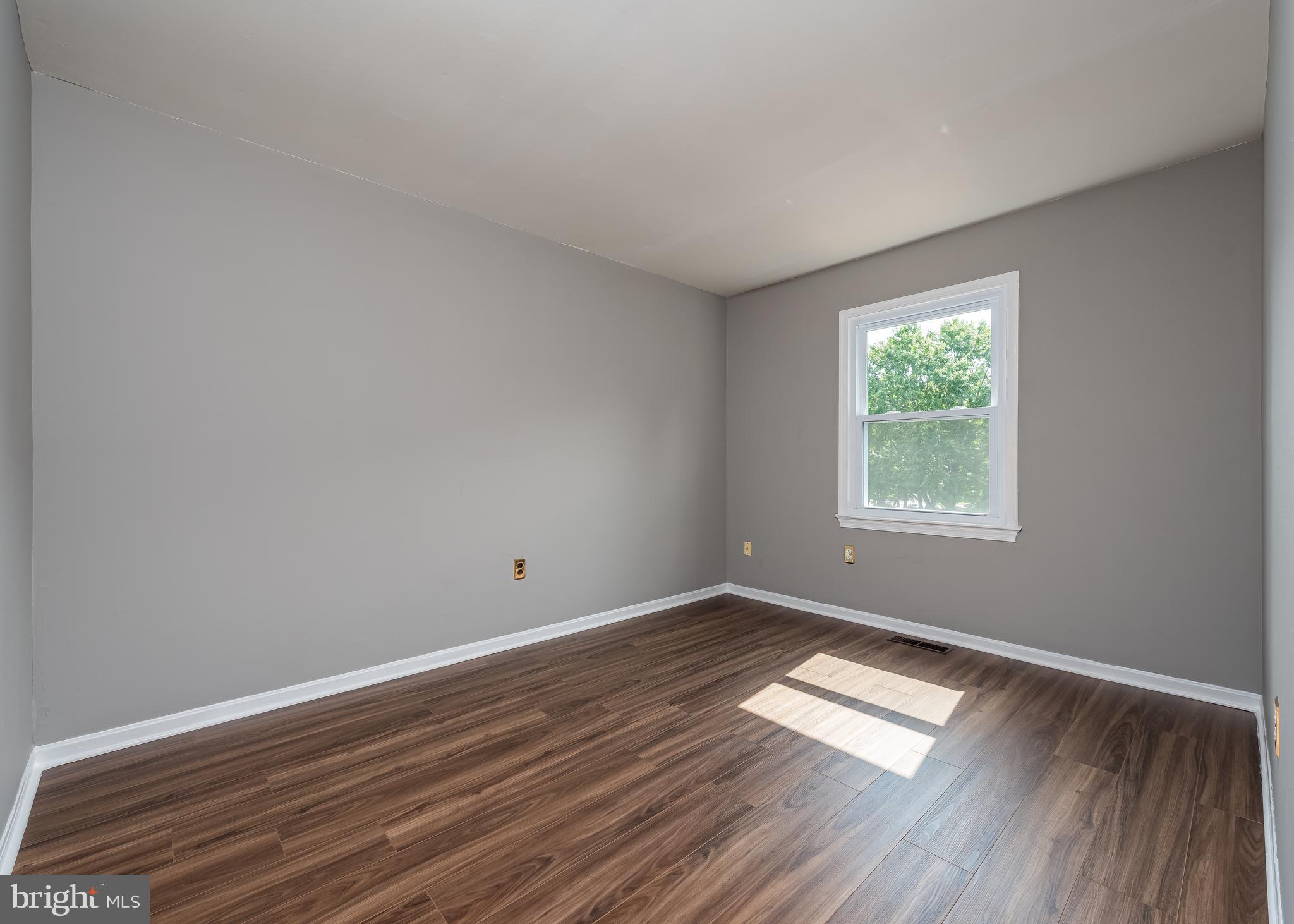 STRATHMORE - Residential