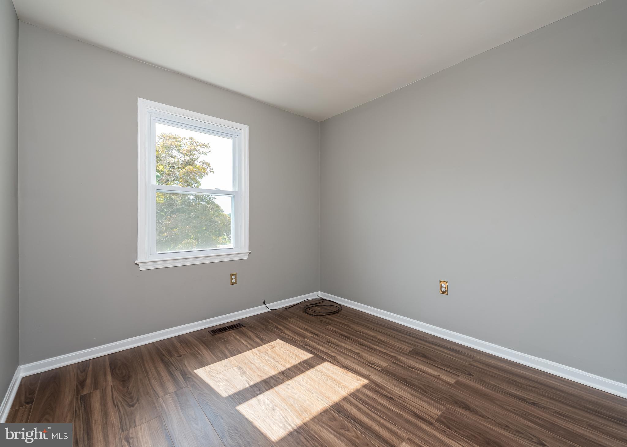 STRATHMORE - Residential