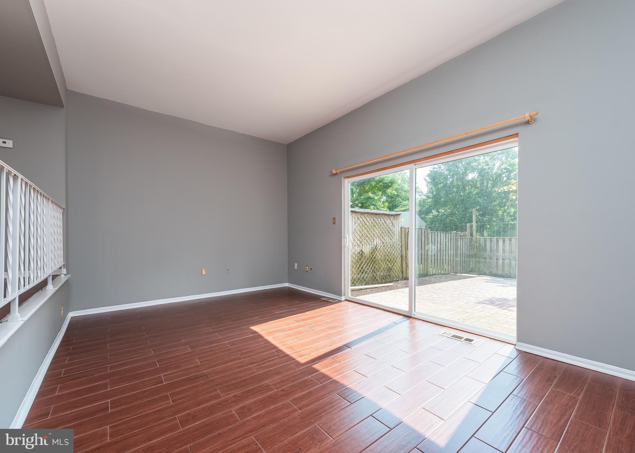 STRATHMORE - Residential