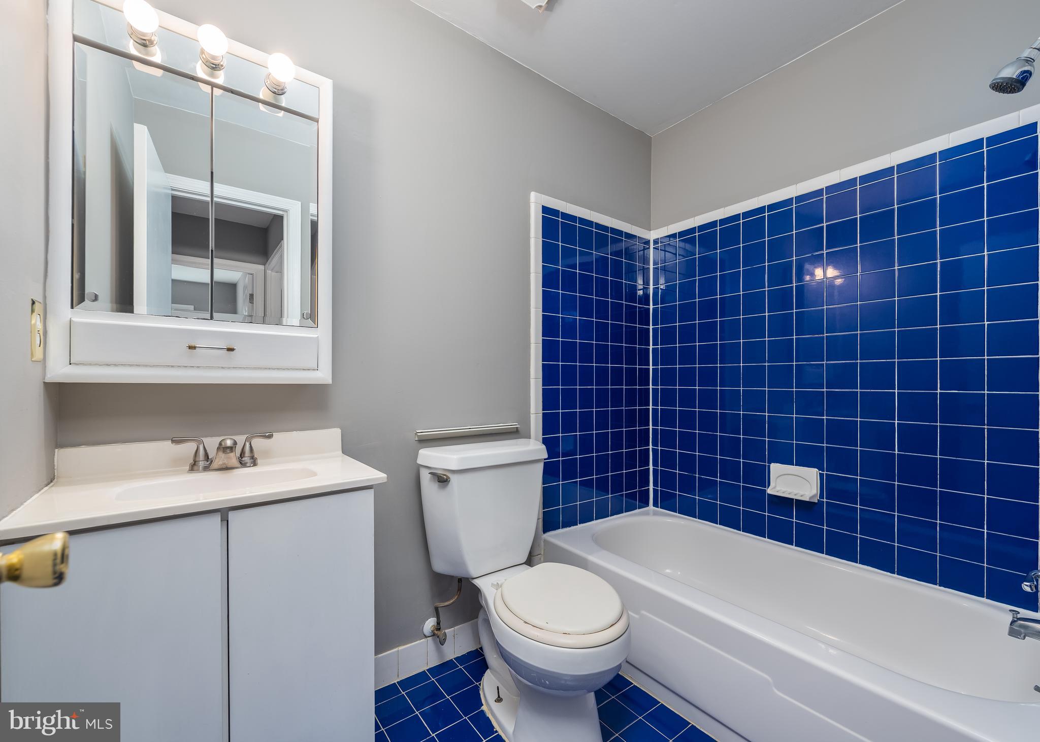 STRATHMORE - Residential