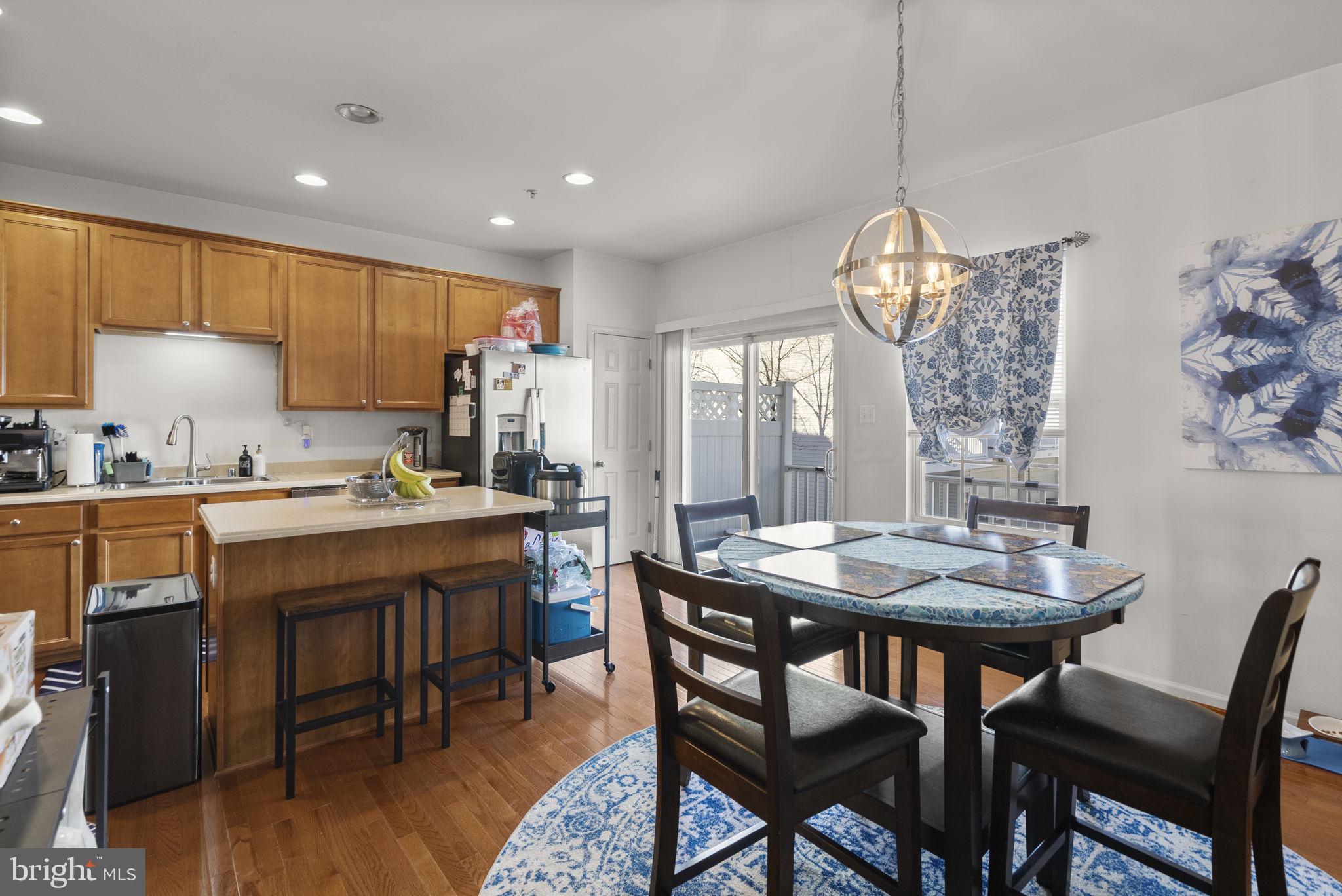 SUMMERFIELD AT MISSION PLACE - Residential