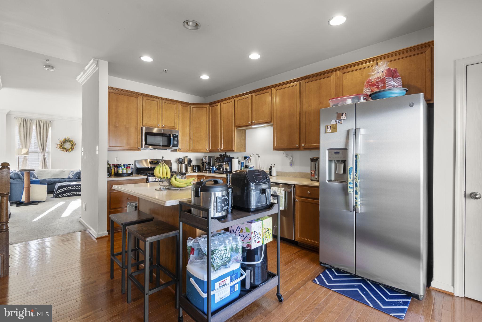 SUMMERFIELD AT MISSION PLACE - Residential