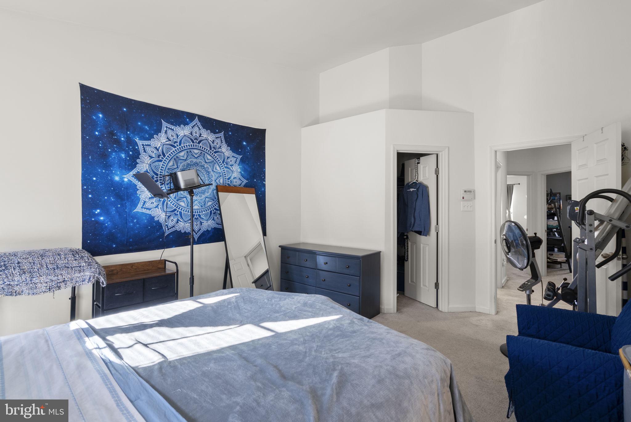 SUMMERFIELD AT MISSION PLACE - Residential