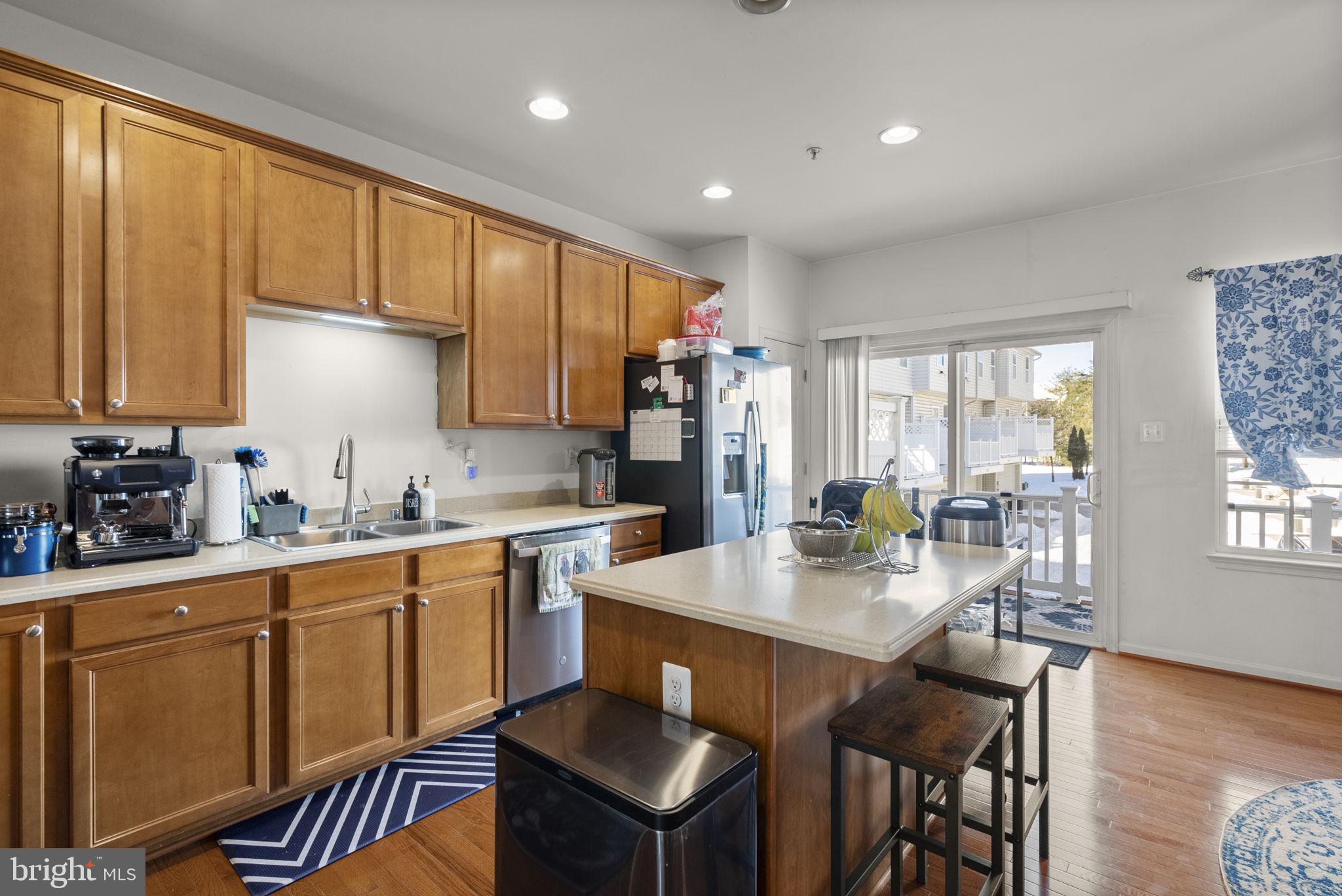 SUMMERFIELD AT MISSION PLACE - Residential