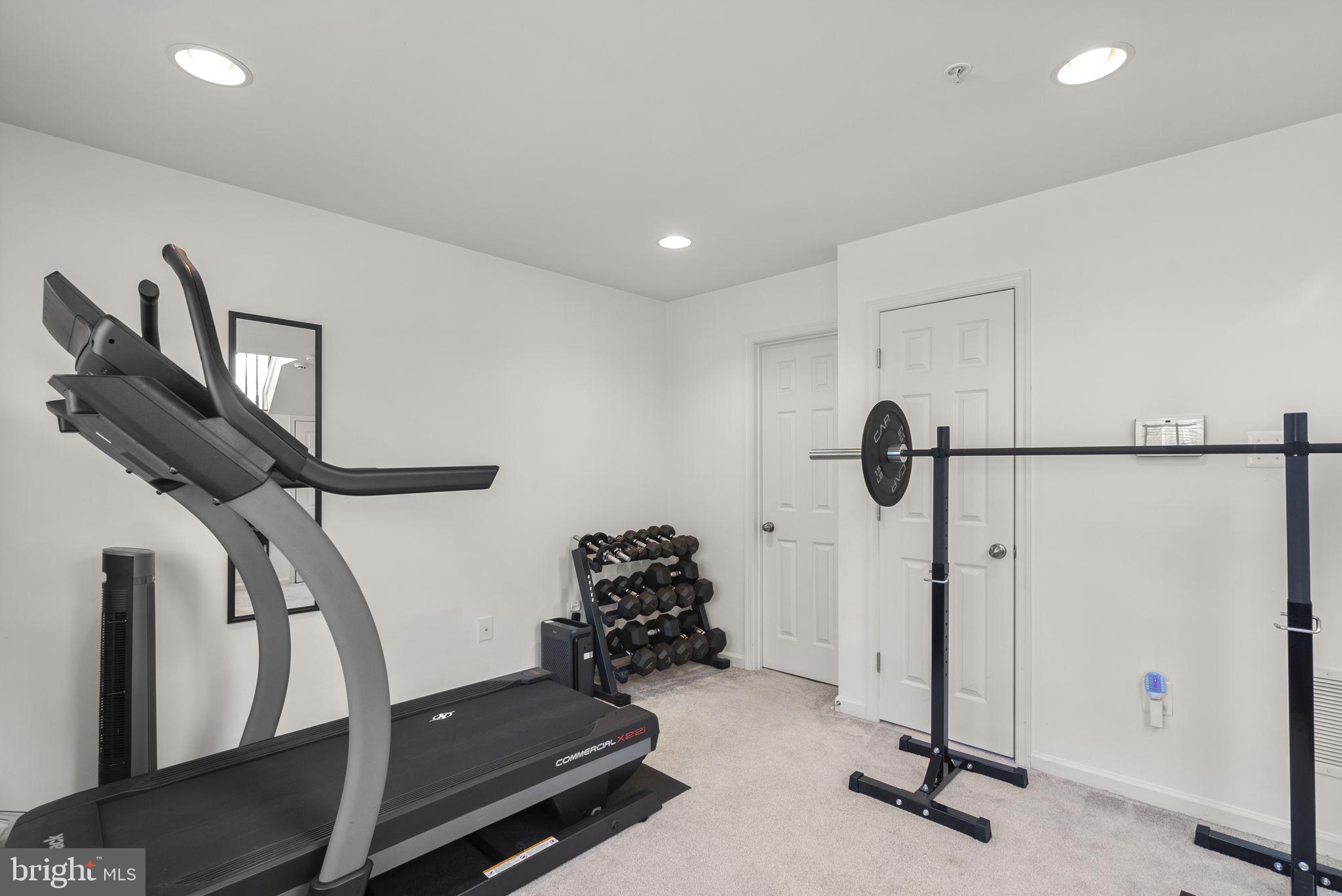 SUMMERFIELD AT MISSION PLACE - Residential