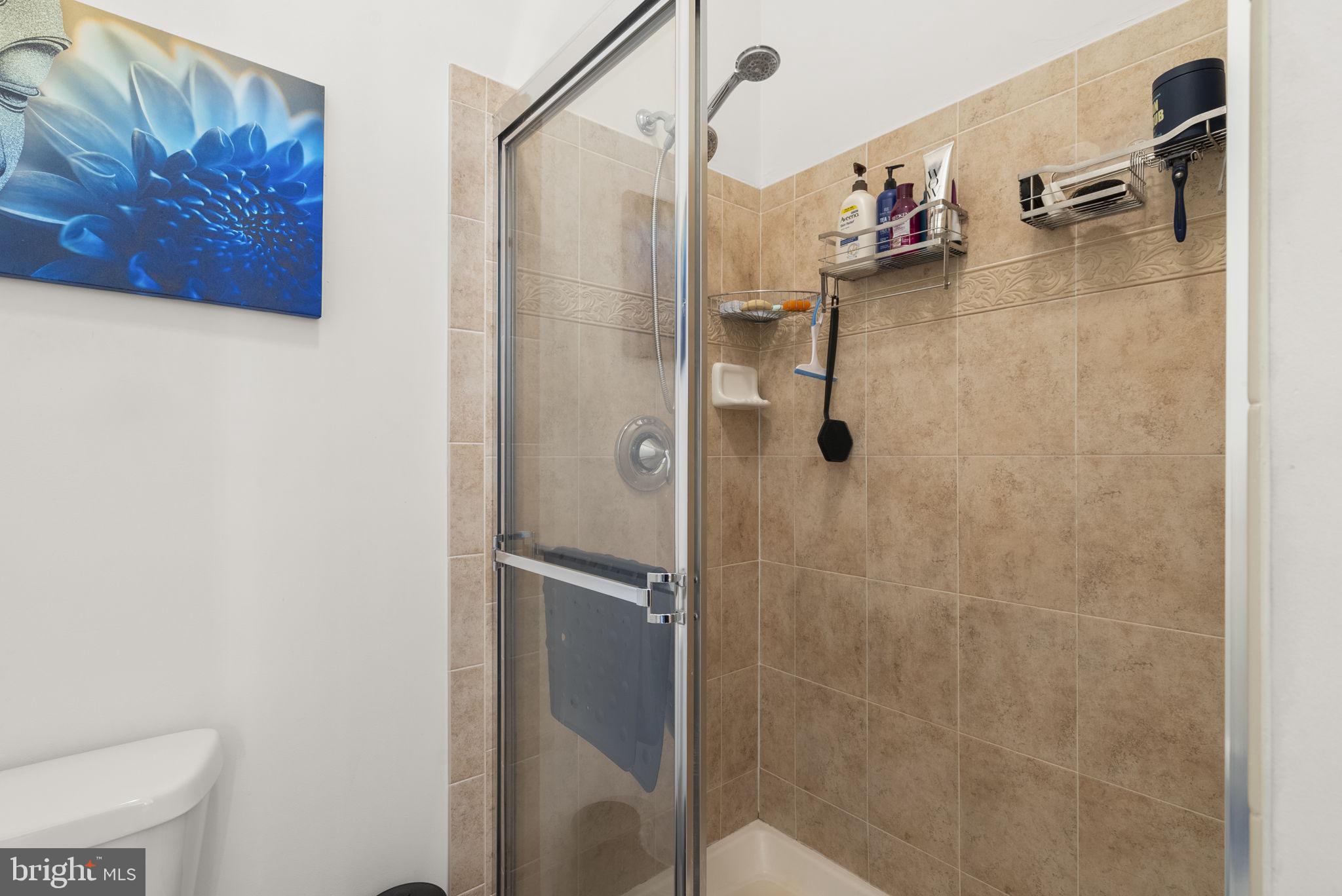 SUMMERFIELD AT MISSION PLACE - Residential