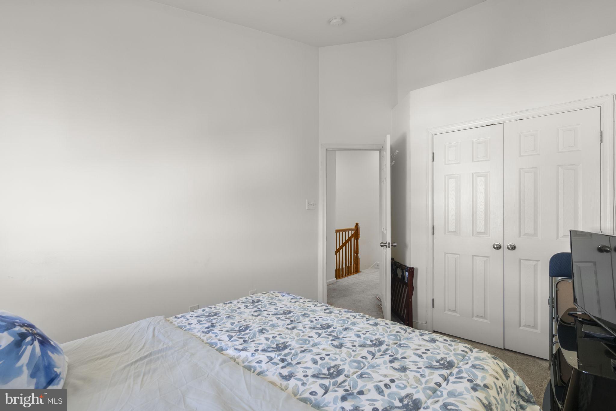 SUMMERFIELD AT MISSION PLACE - Residential