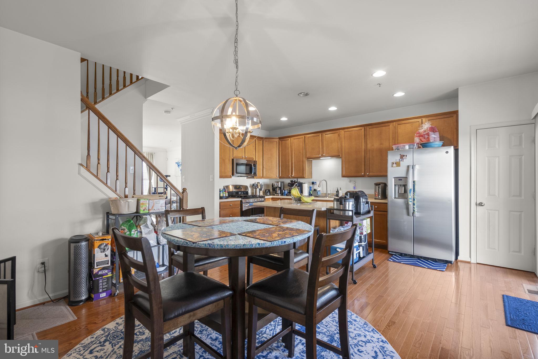 SUMMERFIELD AT MISSION PLACE - Residential