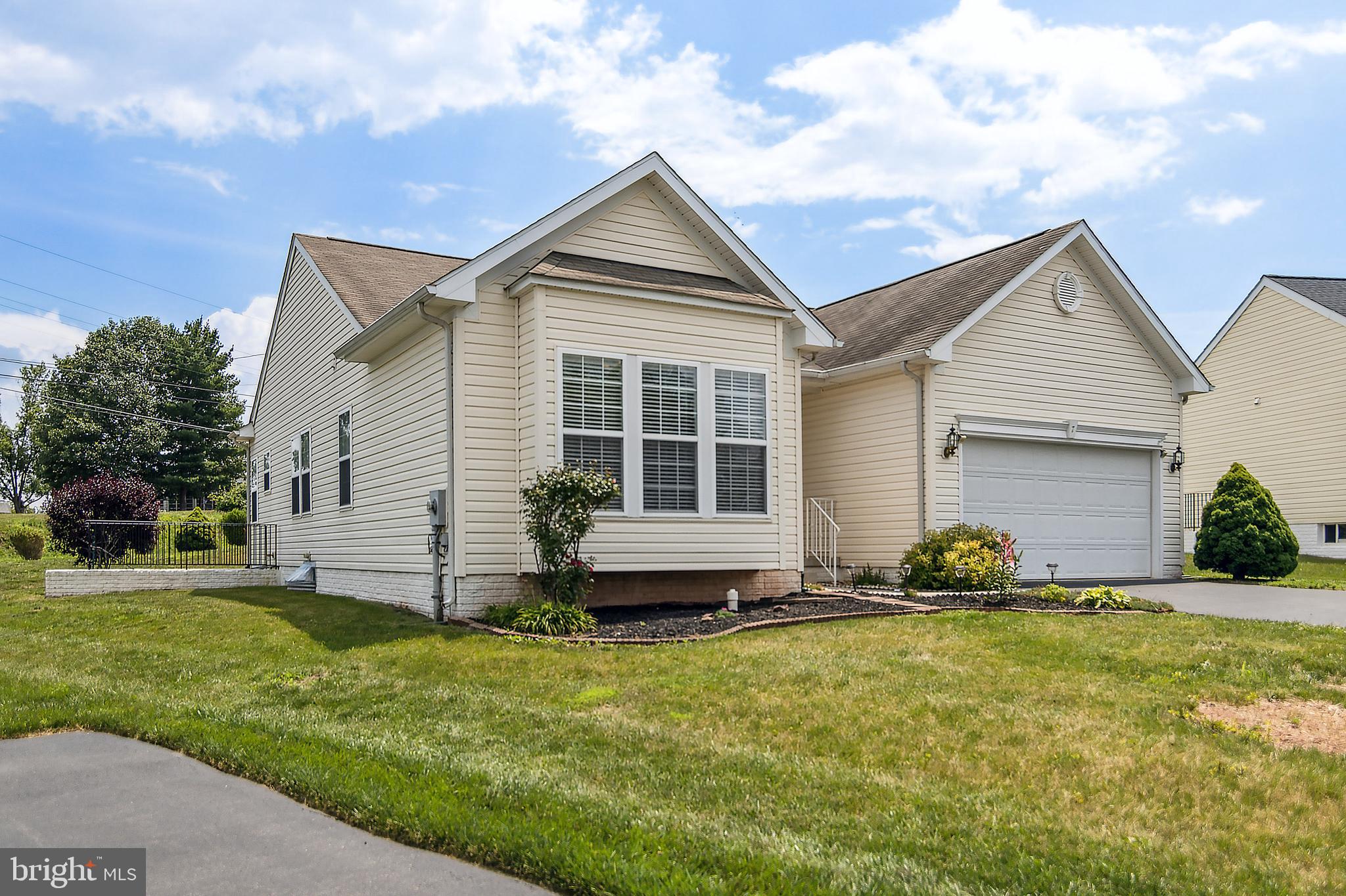 JERMAE ESTATES - Residential