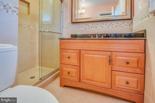 GLEN FOREST - Residential Lease