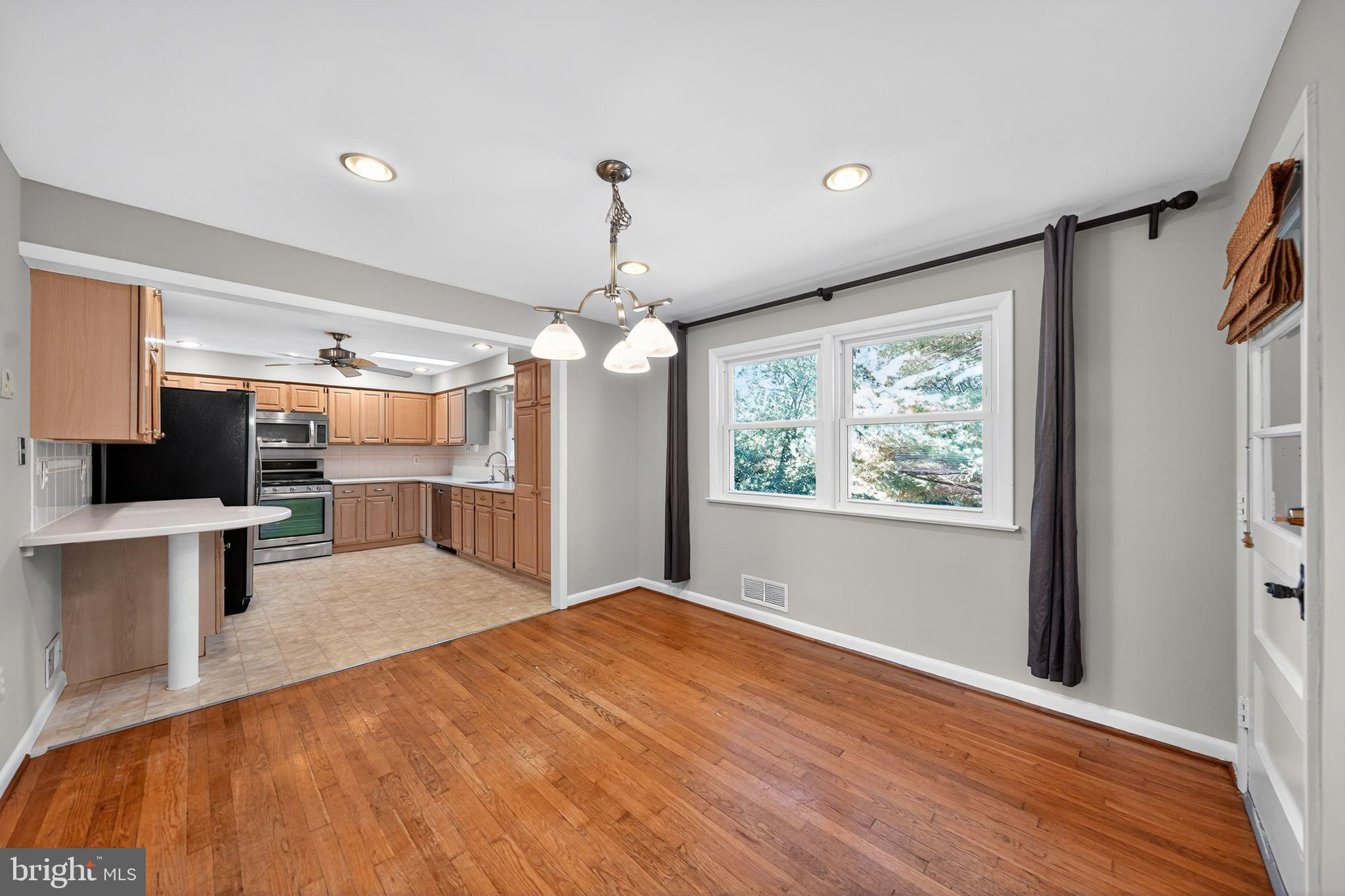 GLEN FOREST - Residential Lease