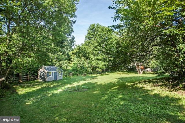 GLEN FOREST - Residential Lease