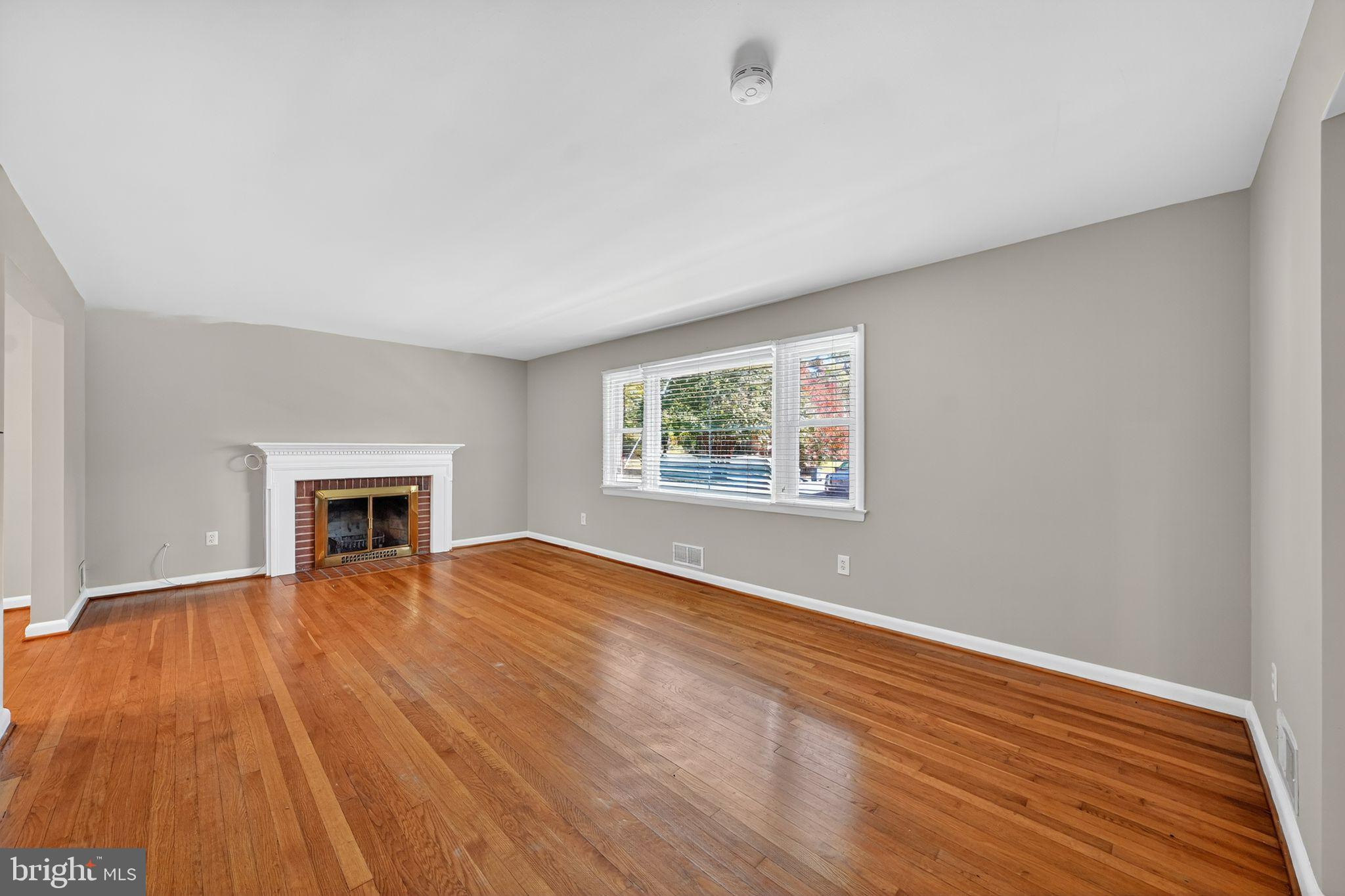 GLEN FOREST - Residential Lease