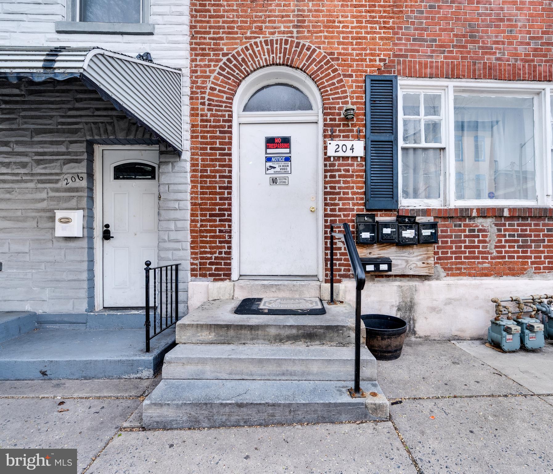 204 S 4TH STREET
