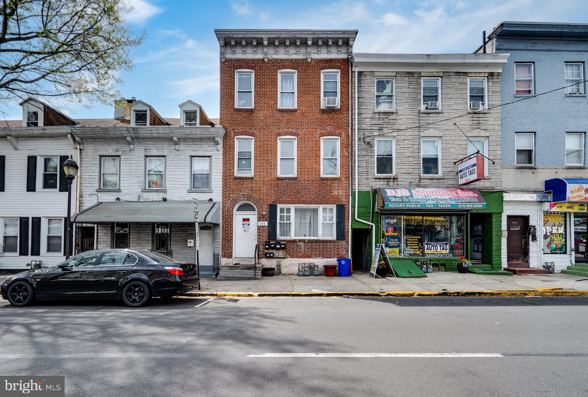 204 S 4TH STREET